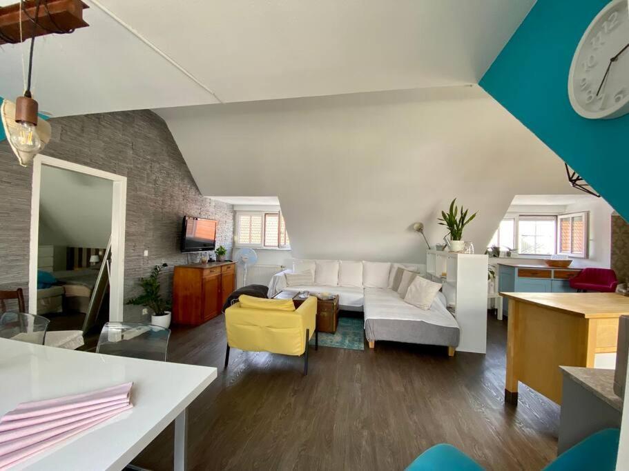 Light Flow Stylish Attic House. M. Balcony Rastatt Eksteriør billede